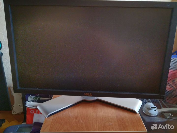 Монитор Dell 22 дюйма модель P2211ht