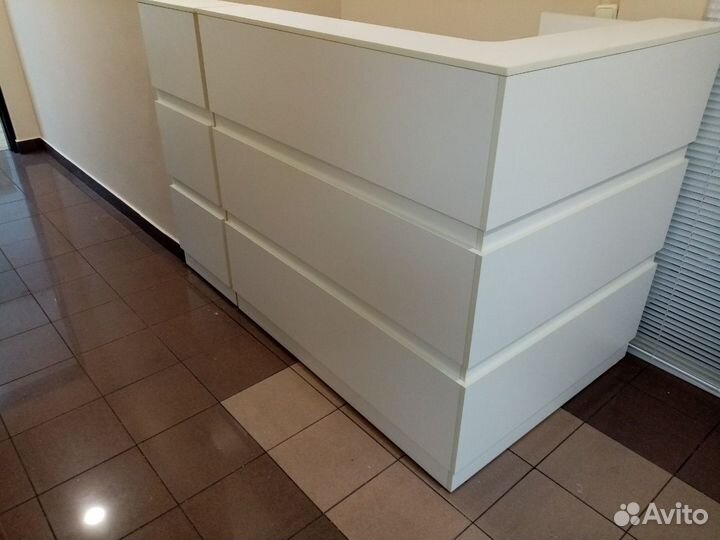 Стойка ресепшн со входной группой, новая