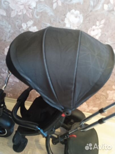 Трехколесный велосипед с родительской ручкой