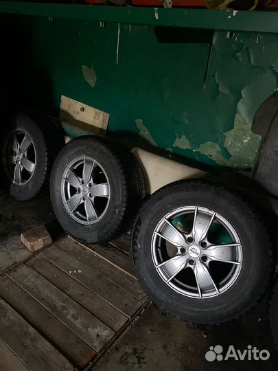 Продам колеса