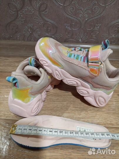 Кроссовки для девочки 30 размер