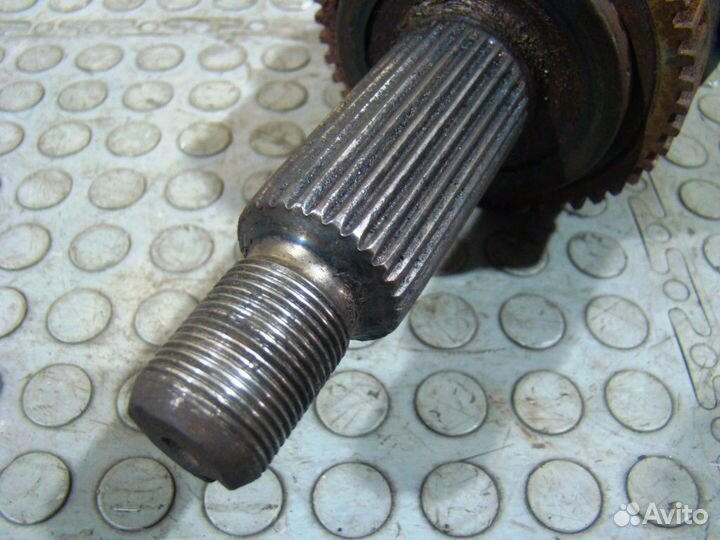 KIA Sportage 3 Полуось передняя правая 2.0 TDI МКПП