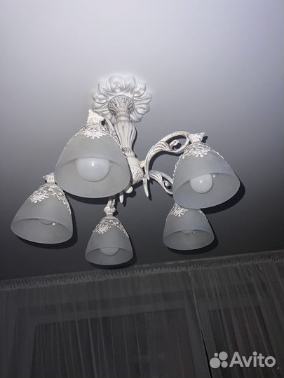 Люстра потолочная 5 рожковая