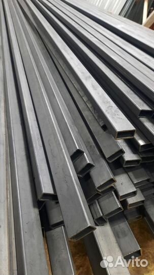 Профильная труба 50х50х2,40х20х2