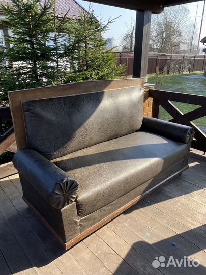 Сталинский диван