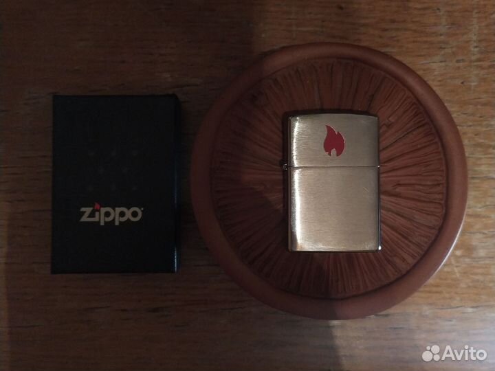 Зажигалка zippo