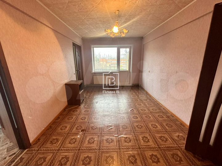 3-к. квартира, 54 м², 2/2 эт.