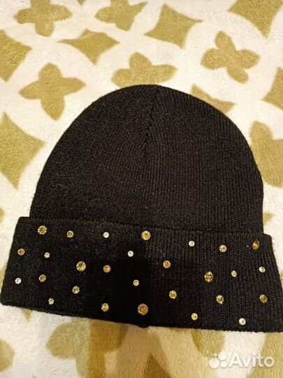 Продам береты, шерстяную шапку