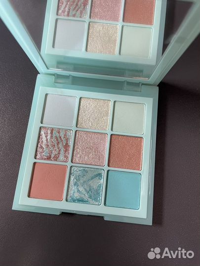 Палетка Худабьюти