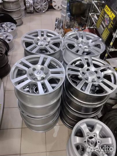 Литые диски r18 6*139,7