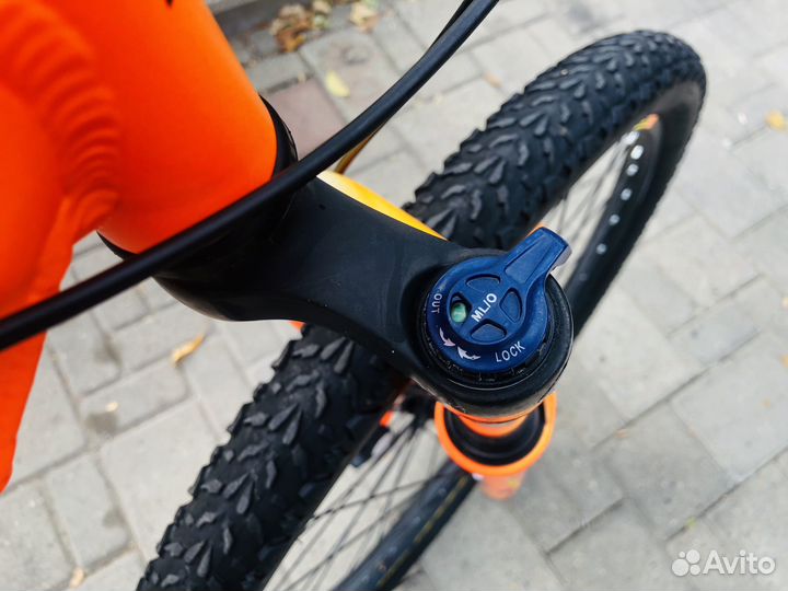 Дорожный велосипед Stern Energy Sport