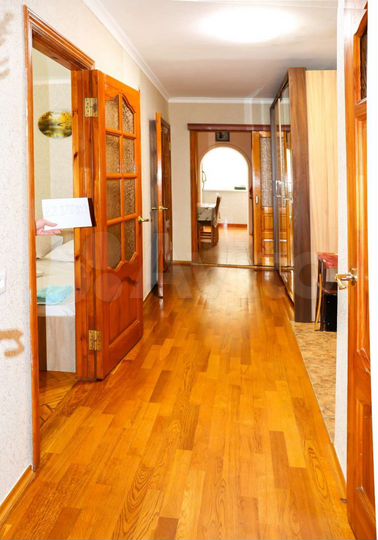 2-к. квартира, 60 м², 2/3 эт.