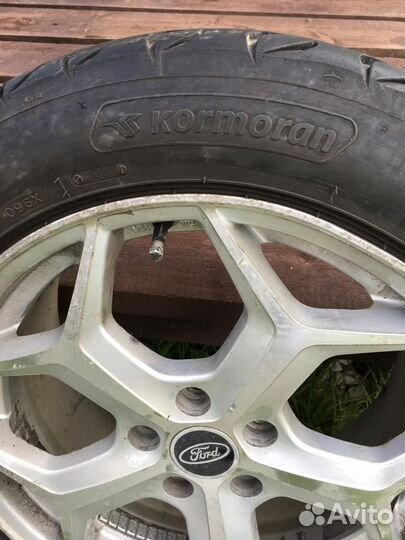 Kormoran Ultra High Performance 215/55 R17 98R