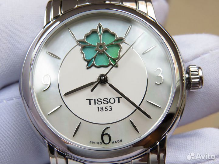 Женские часы Tissot Lady Heart Flower Swiss