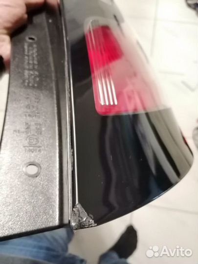 Фонарь задний правый