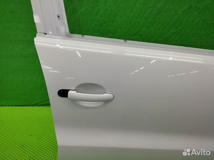 Дверь перед. правая цвет 0Q/C9A VW Tiguan 07-16