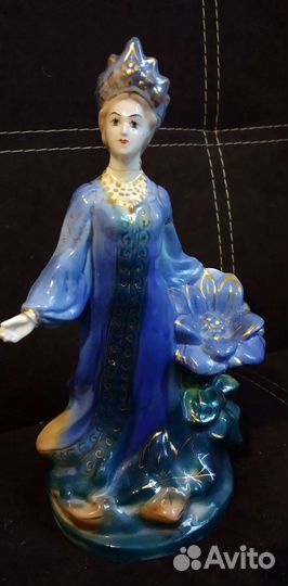 Статуэтка хозяйка медной горы гжель