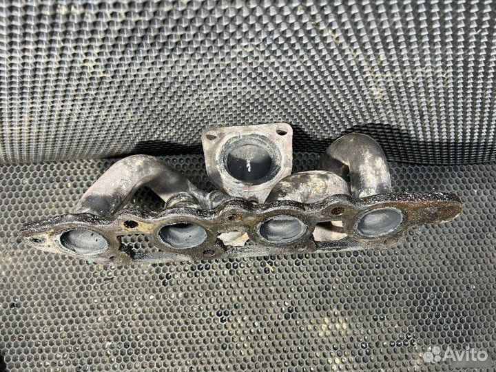 Выпускной коллектор Ford Focus 1.8 zetec 1998-2004