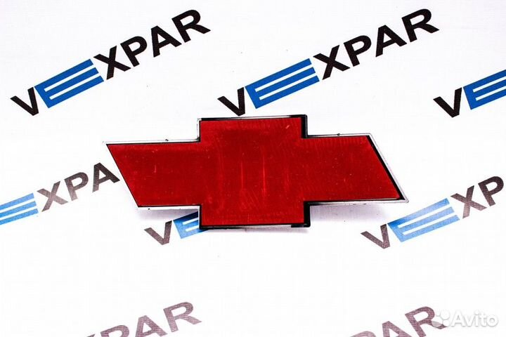 Шильдик Chevrolet Niva / Эмблема Шевроле Нива на р