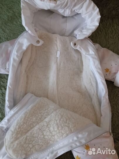 Зимний комбинезон для девочки