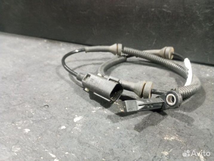 Датчик ABS задний Land Rover Range Rover Velar