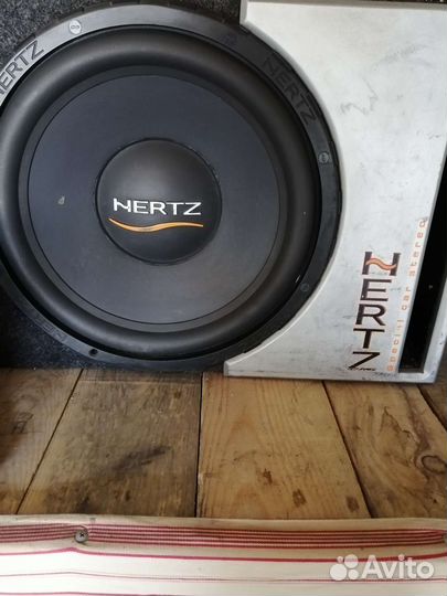 Сабвуфер Hertz 15