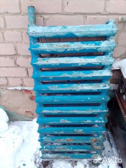 Батарея чугунная