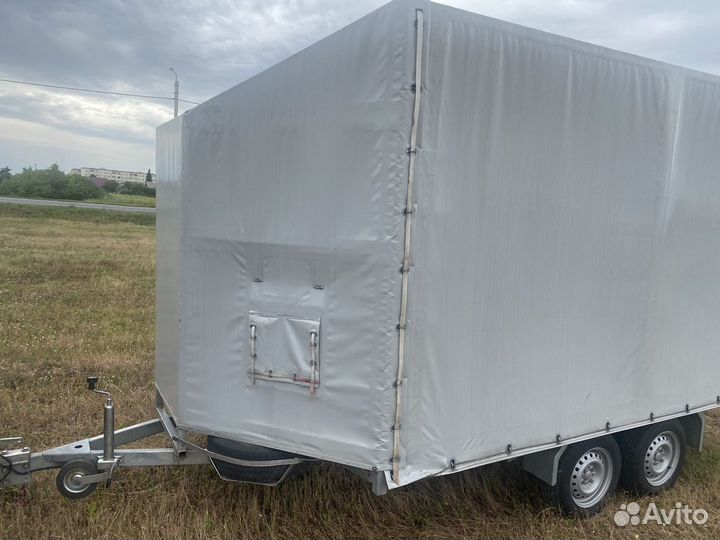 Прицеп вектор Лав