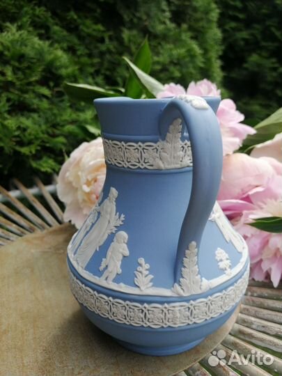 Фарфоровый кувшин / молочник Wedgwood