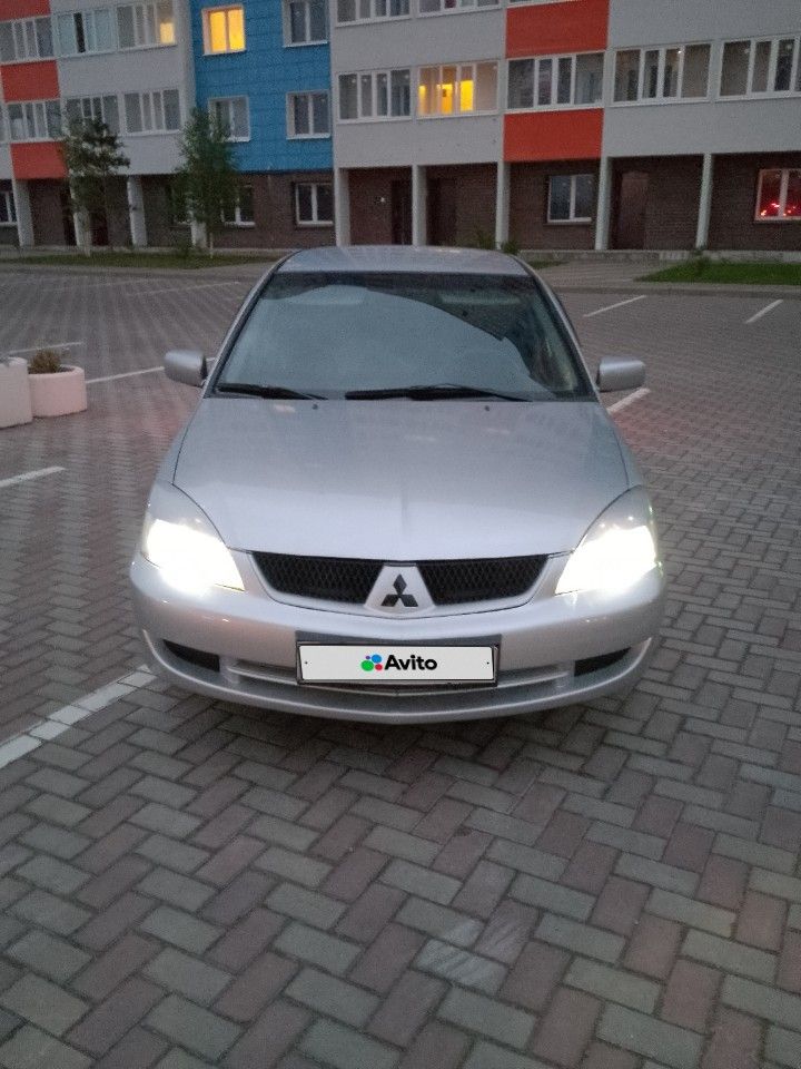 Mitsubishi Lancer: фото владельца