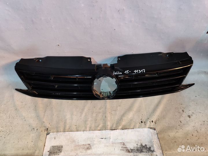Фольцваген Джета 2014- Решетка радиатора 11317