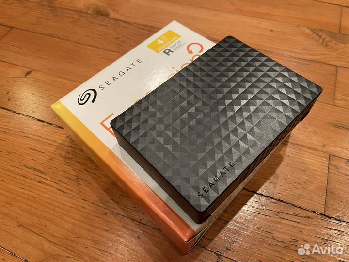 Переносной жёсткий диск HDD Seagate Expansion 4tb