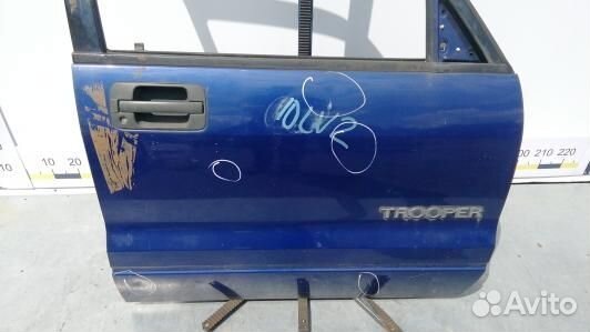 Дверь передняя правая isuzu trooper 2 2 (10V02E201