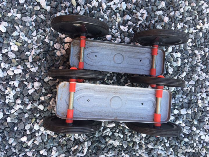 Самокат -шестиколёсный