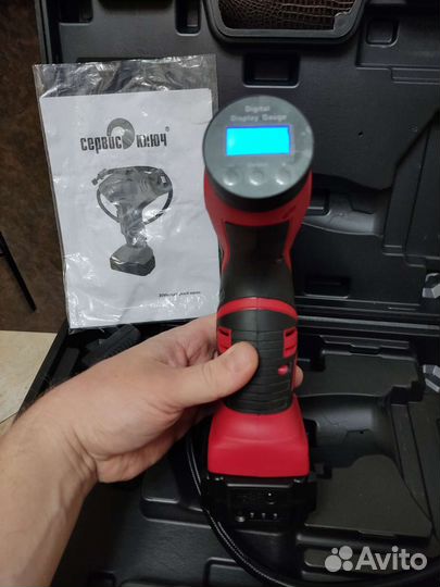 Компрессор - пистолет для подкачки шин