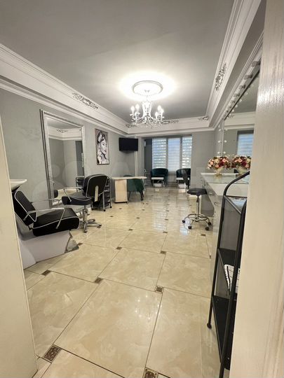 Свободного назначения, 70 м²