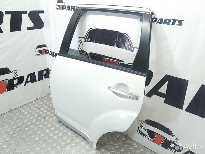 Дверь задняя Mitsubishi Outlander