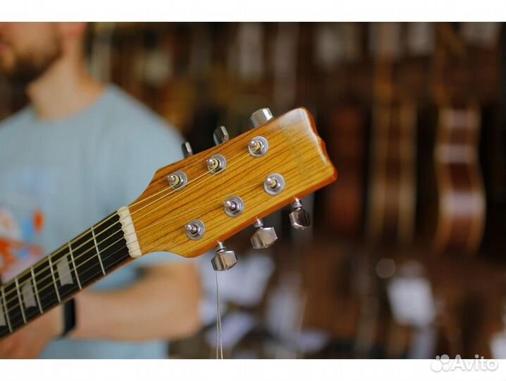 Martinez W - 124 BC / N электроакустическая гитар