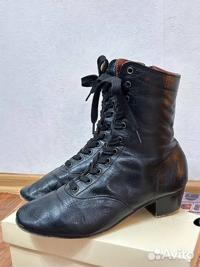 Кадрильки черные