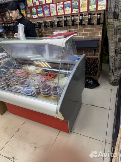 Холодильник витрина