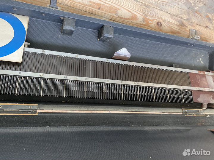 Машинка вязальная