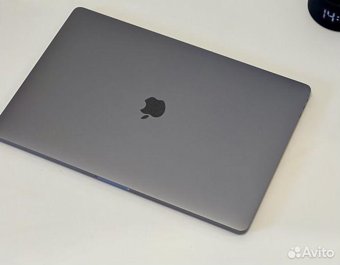 Apple macbook pro 16 64gb ssd 2 tb 5600m