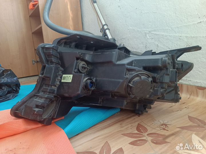 Продам фару