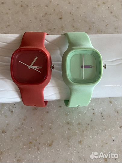 Часы силиконовый ремешок новые