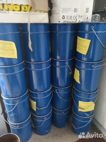 Краска коричневая по бетону, металлу, дереву