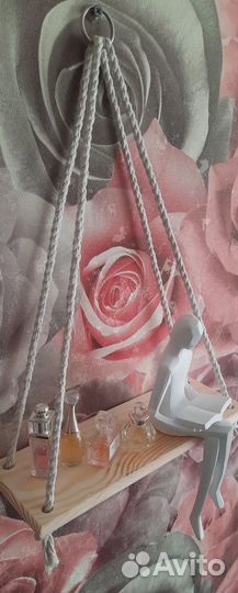 Полка настенная навесная новая