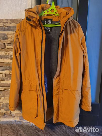 Куртка на подростка