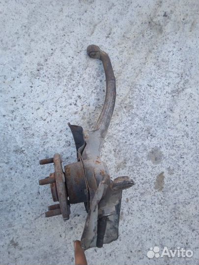 Ступица передняя левая Mercedes-Benz S W220 W220