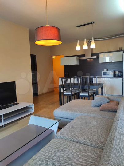 2-к. квартира, 65 м², 13/19 эт.