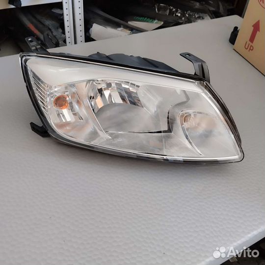LADA Granta 1 фара правая правая